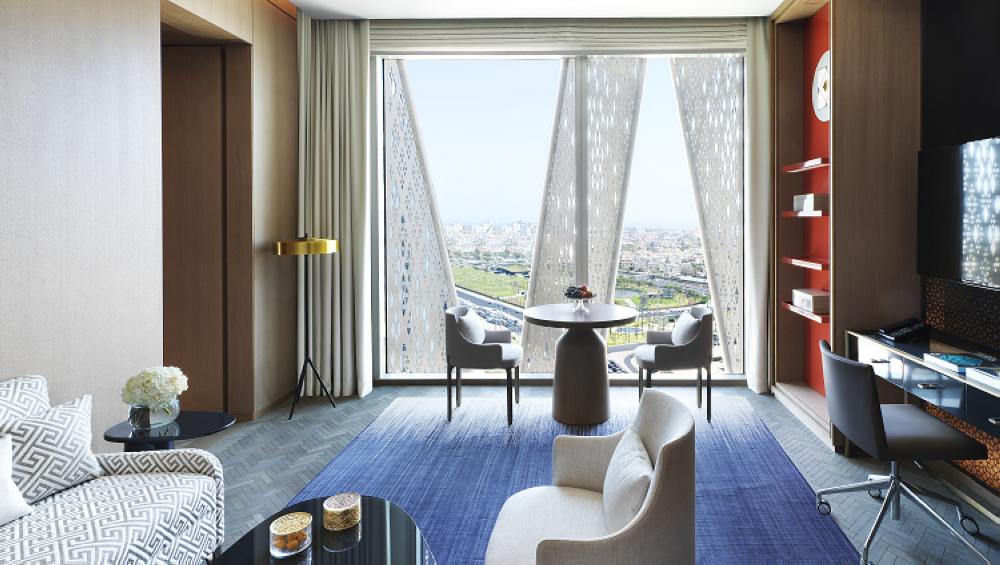 Four Seasons Executive Suite Living Room