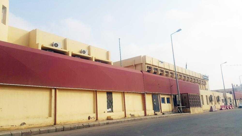 The university campus operates in rented buildings with narrow lecture halls and few facilities.