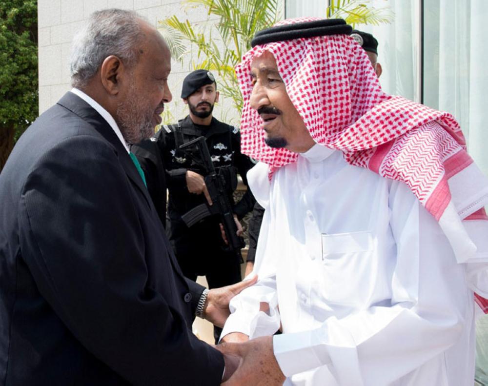 King receives Djibouti president