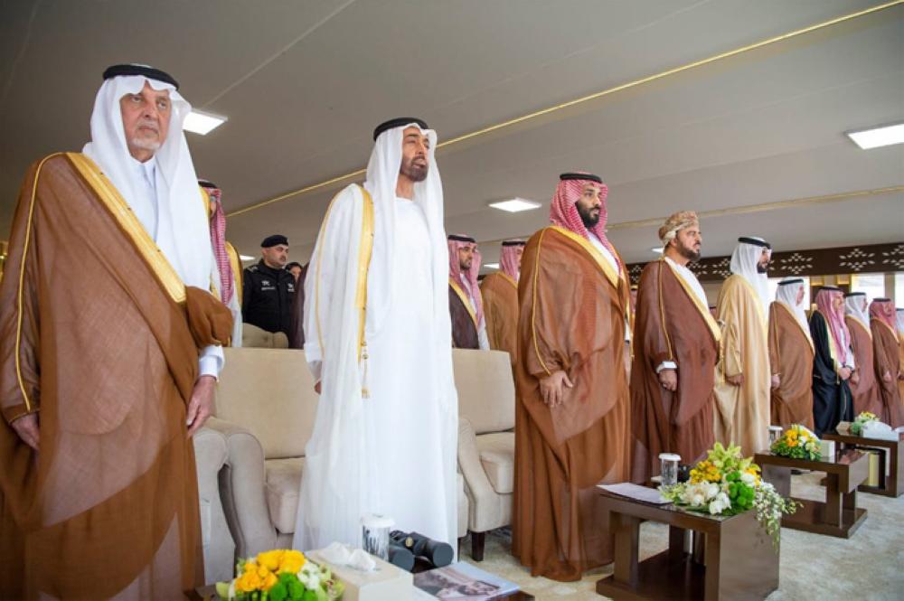 Saudi Crown Prince distributes prizes to camel race winners