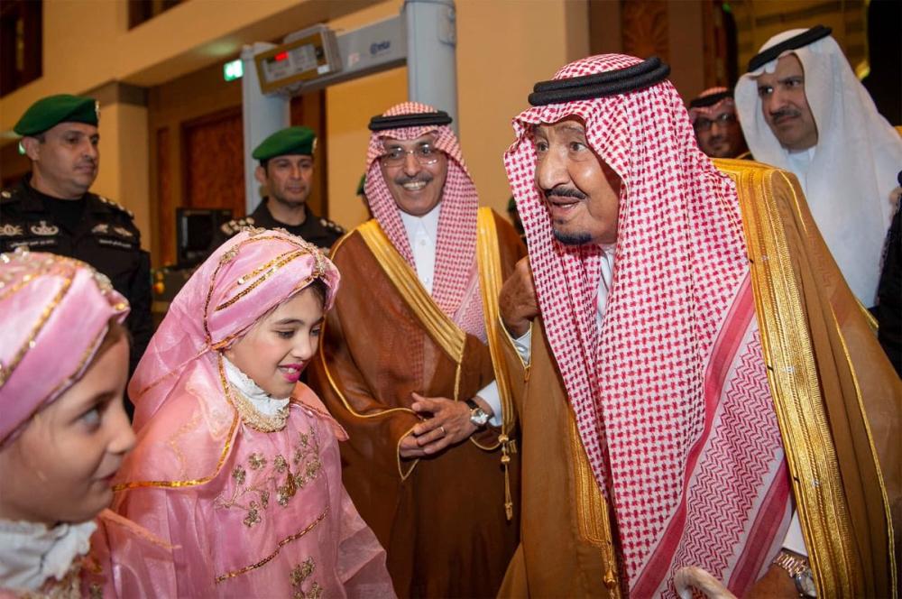 King opens Convention Center, launches key projects in Madinah