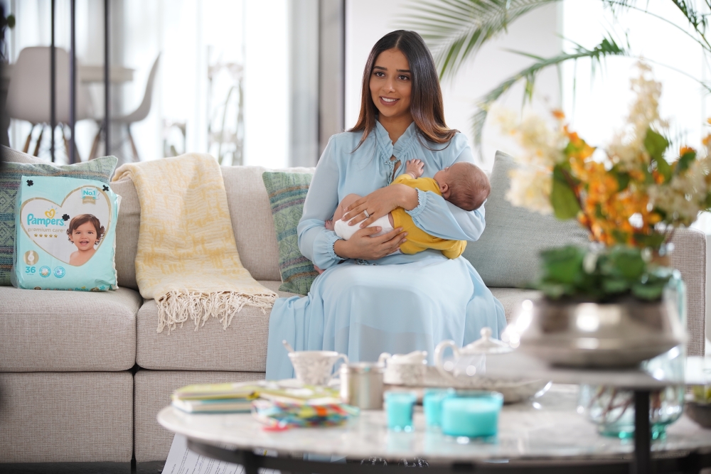 



Pampers› new brand ambassador and a new mom Balqees Fathi with her son Turki