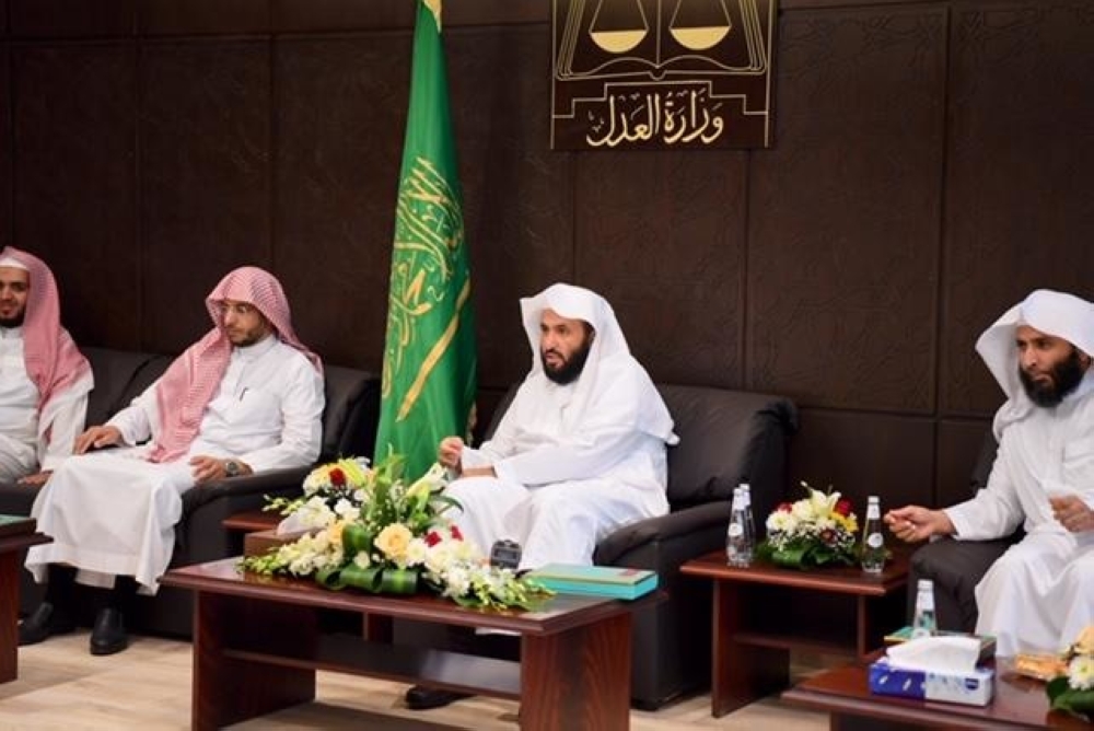 


Minister of Justice Waleed Al-Sama›ani speaks after inaugurating the new and specialized labor courts in the Kingdom.