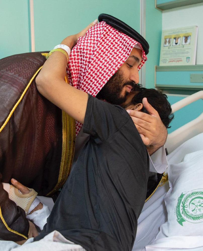 Crown Prince visits injured soldiers