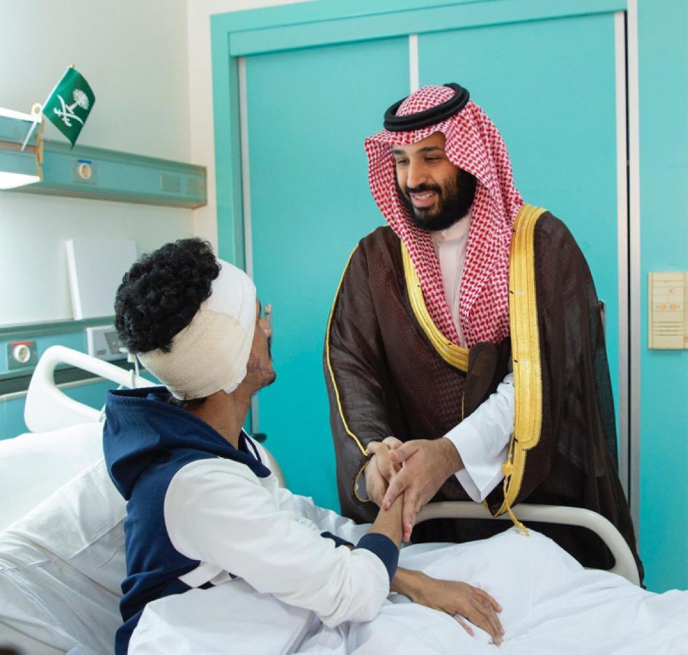 Crown Prince visits injured soldiers