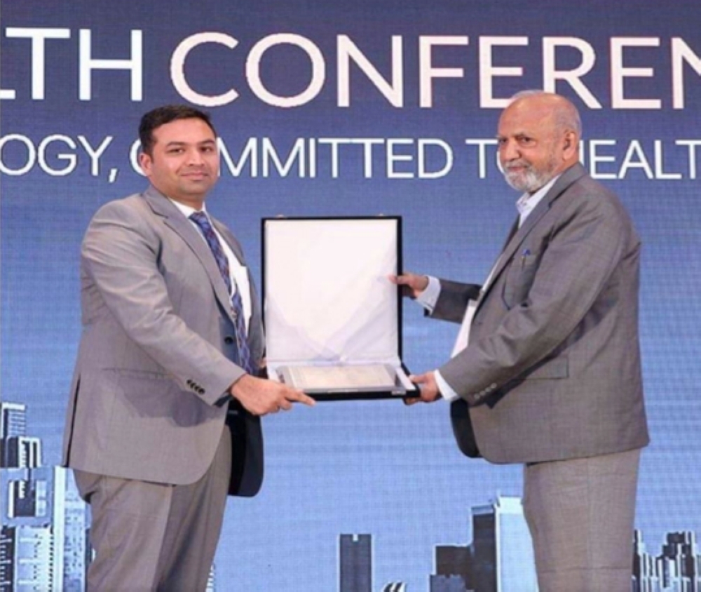 



Dr. Jemshith Ahmed Vice-President, Strategic Planning of Abeer Medical Group, receives the award at a function held in Dubai 