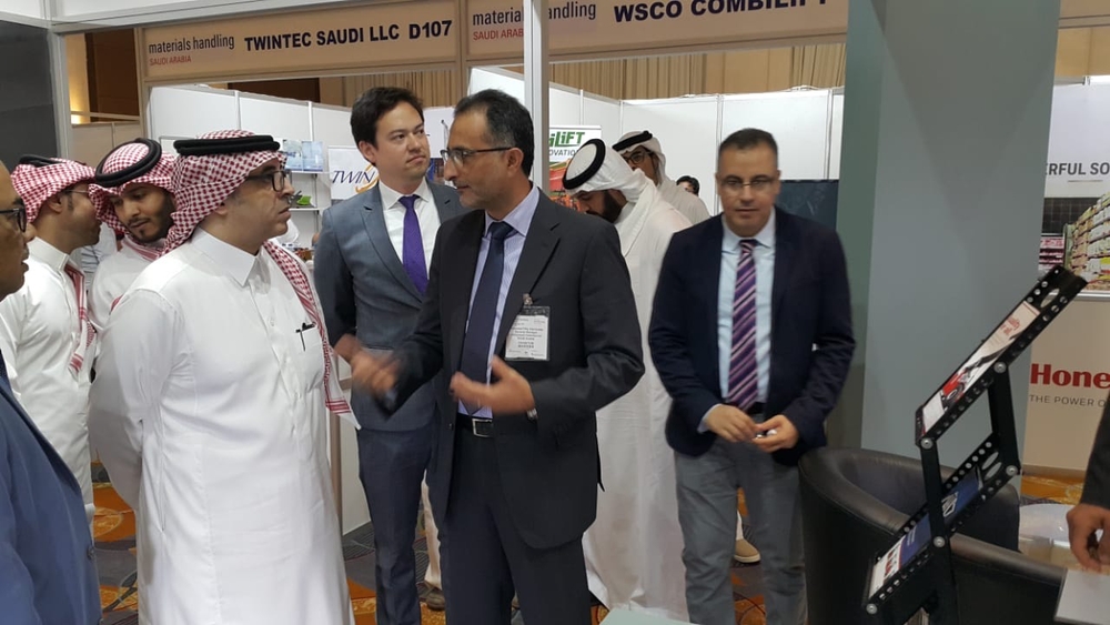 Mohammed Al Saeid, assistant of General Secretary of Jeddah Chamber, along with Hadi Al Harith, CEO of Al Harithy Company for Exhibitions (ACE), senior management from ACE and Messe Frankfurt at the inauguration