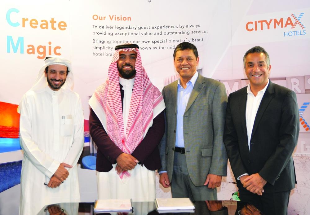 



Two representatives of Crown Garden Company for Catering LLC, Sanjay Dube – CEO, Landmark Hospitality, Aly Shariff – COO, Citymax Hotel, at the signing
