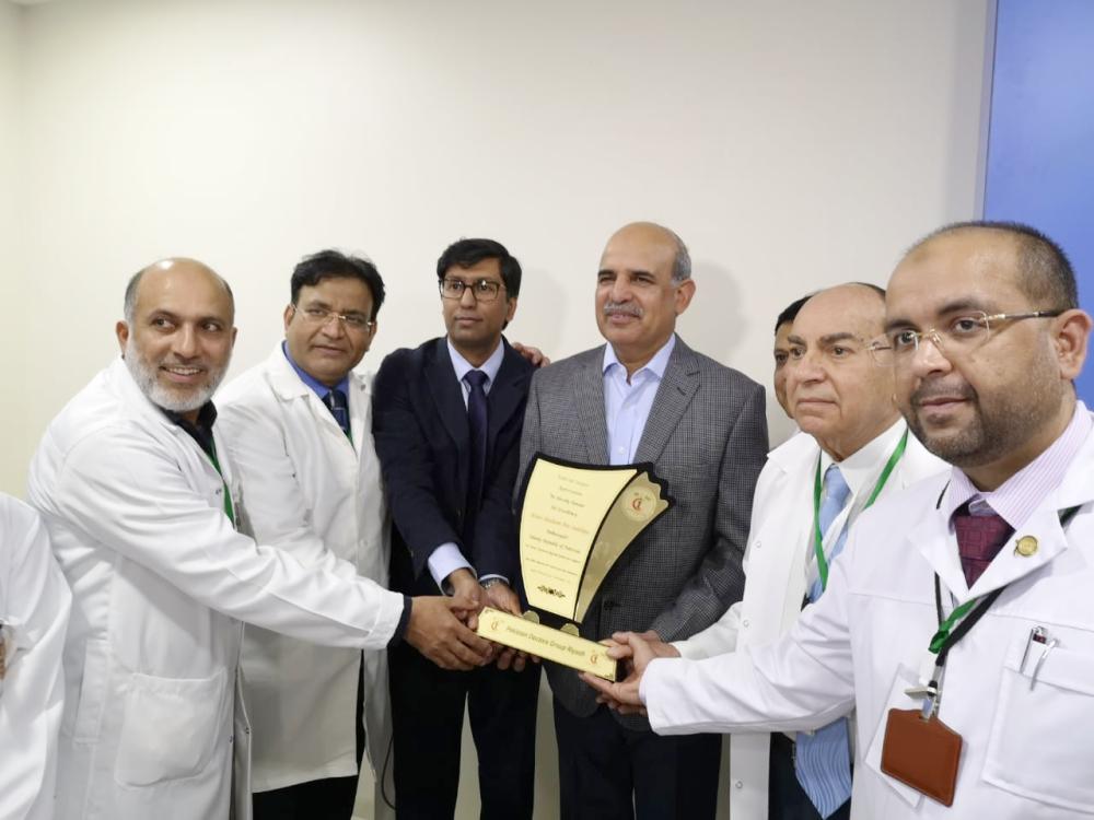Pakistan Ambassador lauds efforts of PDG to serve community