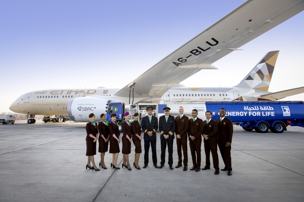 Pilots and cabin crew of Etihad Airways – the world's first biofuel flight 