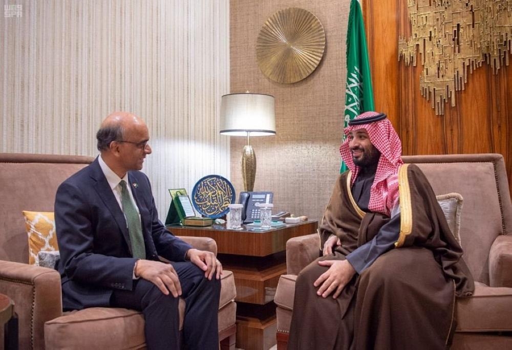 Crown Prince meets with Singapore's Deputy Prime Minister