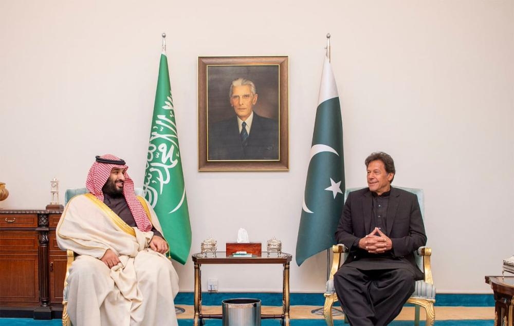 Crown Prince, Pakistan PM oversee signing of pacts worth $20 billion