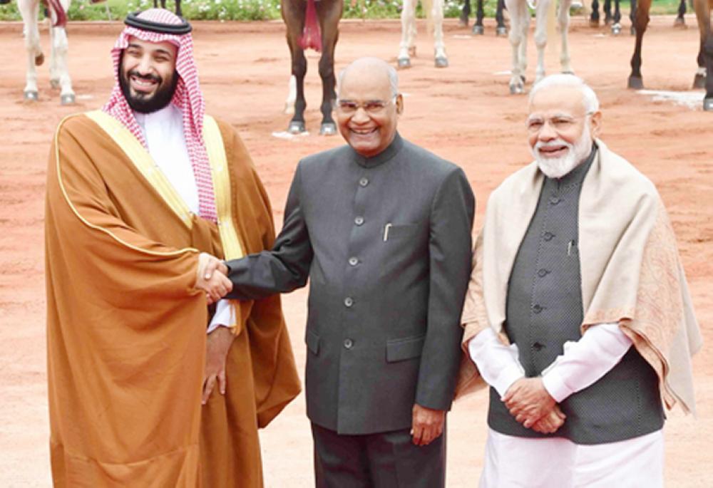 Crown Prince Muhammad Bin Salman is welcomed by India’s Prime Minister Narendra Modi and President Ram Nath Kovind during his ceremonial reception at the forecourt of Rashtrapati Bhavan presidential palace in New Delhi on Wednesday. — Courtesy photo