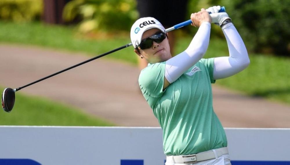Ji Eun-hee topped a tight leaderboard after a near-flawless performance on day one of the LPGA Thailand Thursday.