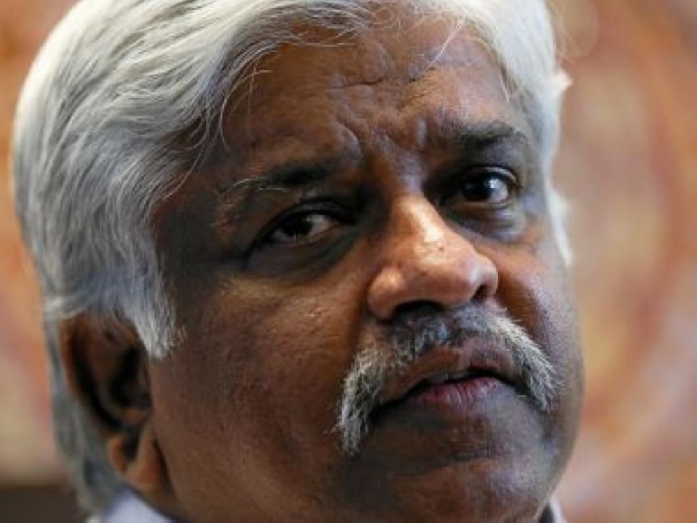 Arjuna Ranatunga, seen in this file photo, suffered a comprehensive defeat in his bid to take control of Sri Lanka's crisis-ridden national cricket board on Thursday. — Reuters
