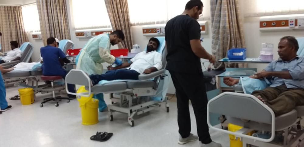 Expatriates donate blood in Jeddah