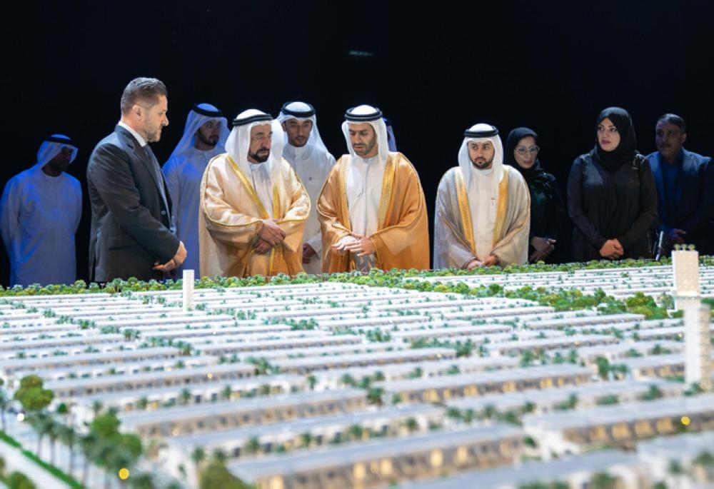 Sheikh Dr. Sultan Bin Muhammad Al Qasimi during the official unveiling ceremony of the Sharjah Sustainable City project by Shurooq and Diamond Developers.