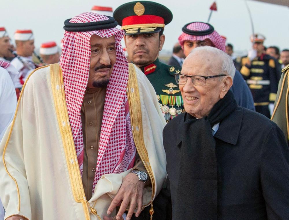 Custodian of the Two Holy Mosques King Salman was received by Tunisian President Beji Caid Essebsi in Tunis airport on Thursday. — SPA