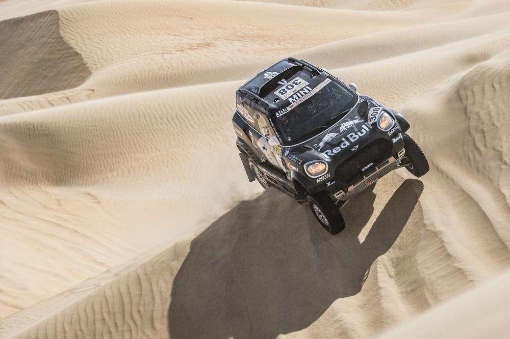 Yazeed Al-Rajhi in his Toyota Hilux Overdrive 