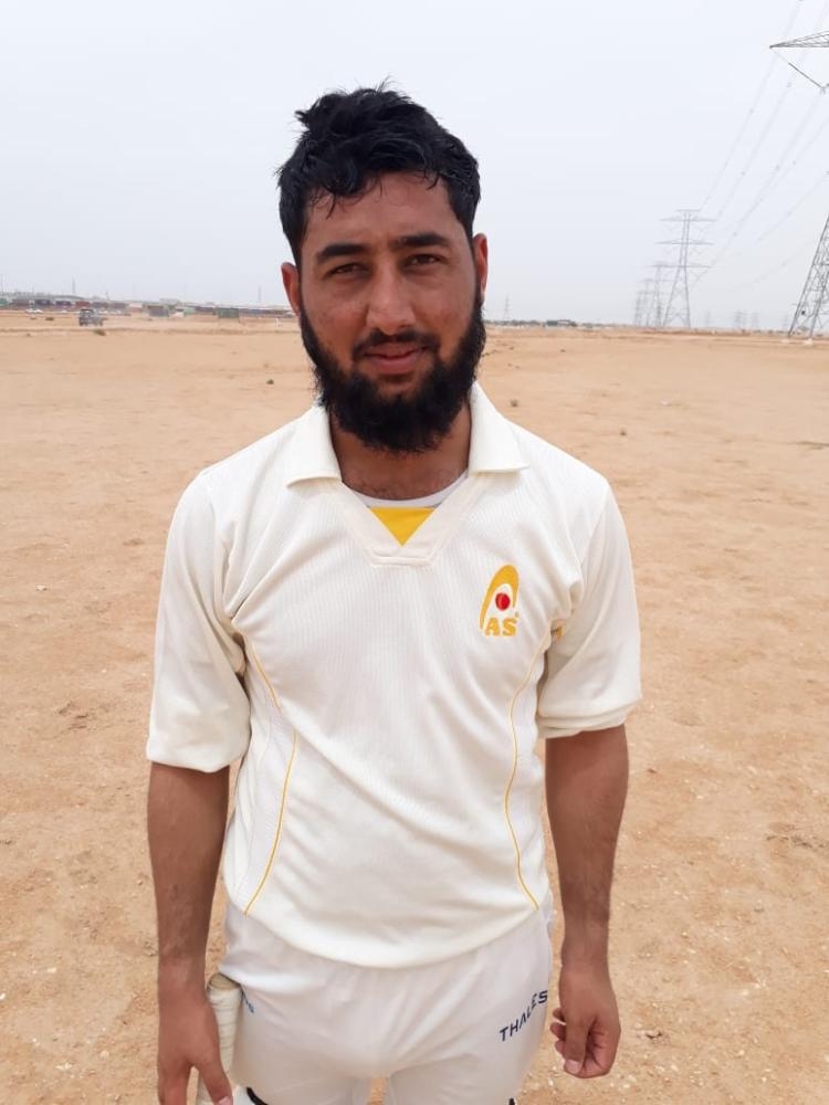 Fenil — 4 wickets