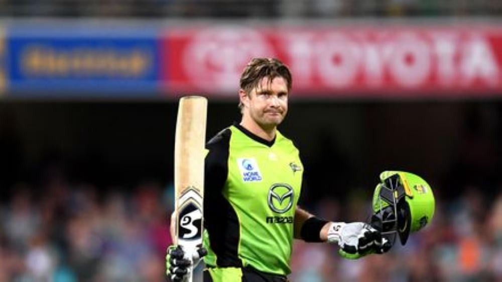 Powerful all-rounder Shane Watson retired from Australia's Twenty20 Big Bash League Friday.