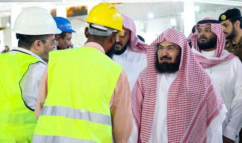 Sheikh Abdurahman Al-Sudais, head of the Presidency for the Affairs of the Two Holy Mosques, makes an inspection tour of King Abdulaziz Gate at the Grand Mosque in Makkah on Monday.-SPA
