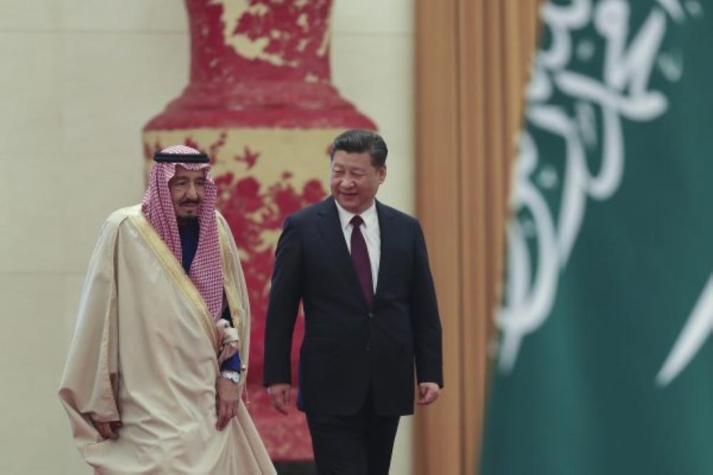 Custodian of the Two Holy Mosques King Salman is seen with Chinese President Xi Jinping in this file photo. — Courtesy photo