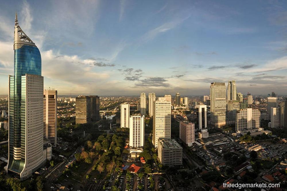 Indonesia election tainted, opposition marchers say, but govt warns against treason