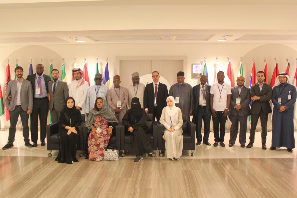 Participants in the program along with some officials of the organizing institutions