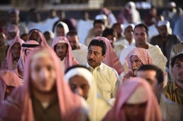 A scene from the TV drama Al-Asouf shows Nasser Al-Qasabi among visitors to the Grand Mosque. 