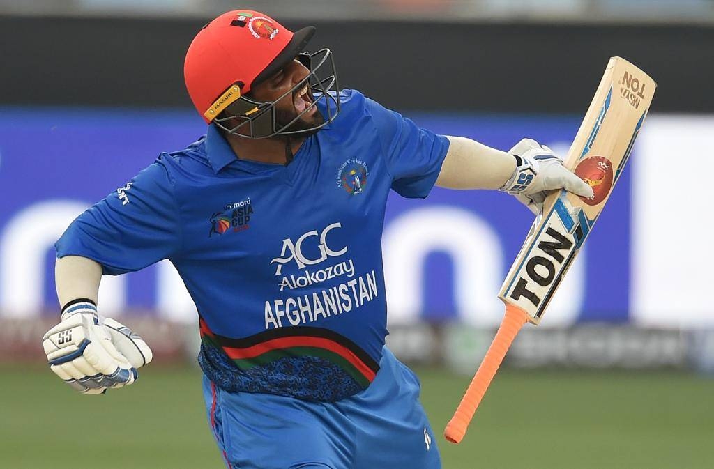 Mohammad Shahzad smashed a blistering 101 as Afghanistan fine-tuned their World Cup preparations with a 126-run thrashing of Ireland to draw the one-day international series on Tuesday.