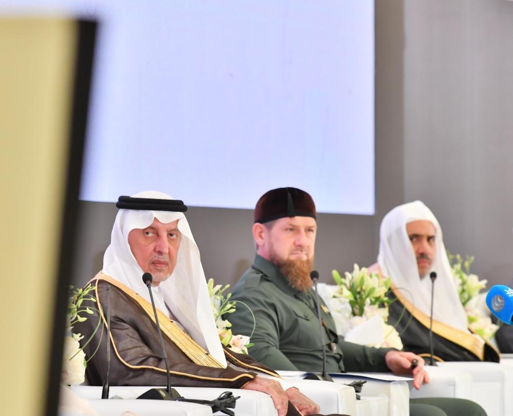 Emir of Makkah and Adviser to Custodian of the Two Holy Mosques Prince Khaled Al-Faisal chairs the opening session of the four-day international conference titled “Values of moderation in the texts of the Qur’an and Sunnah” in Makkah on Monday. — SPA