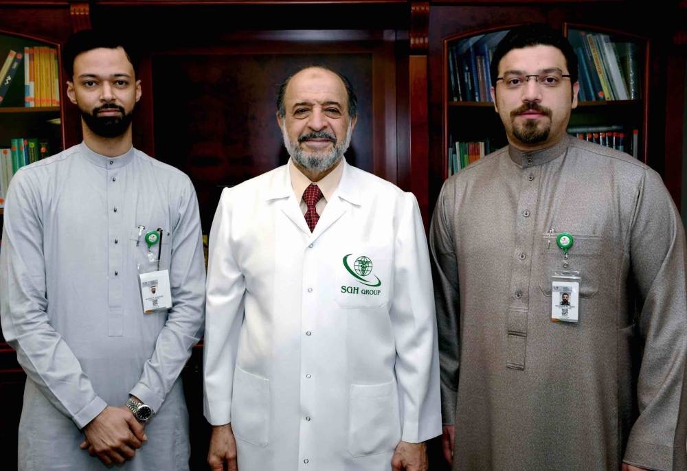 Dr. Khalid Batterjee, vice president of Saudi German Hospitals Group, is flanked by Dr. Moataz Zagzoug (left) and Dr. Mosheer Ziadi.