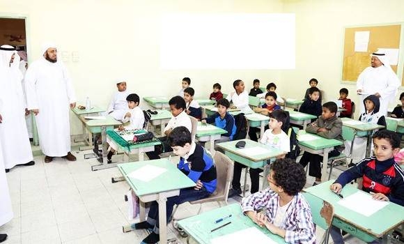 There are 1,888 private schools in Riyadh consisting of 979 schools for boys and 909 for girls. 