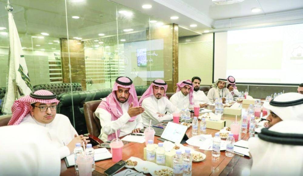 The coordination council of domestic Haj companies meet in Makkah, Monday. — Courtesy photo