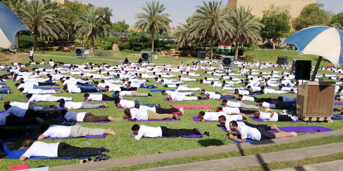 Dozens of people participate in a yoga session at Al-Madi Park in Riyadh on Thursday as part of the celebrations marking 5th International Day of Yoga.