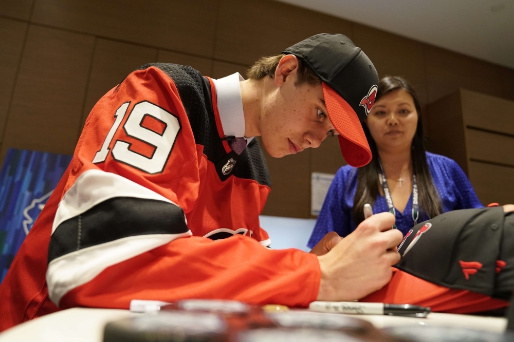 Devils select Hughes with 1st pick, Wings take Seider – Macomb Daily