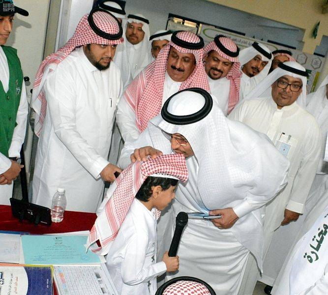 Minister of Education Dr. Hamad Al-Asheikh at a school in Samta during an inspection tour of the educational facilities in the southern border areas in Jazan. — SPA