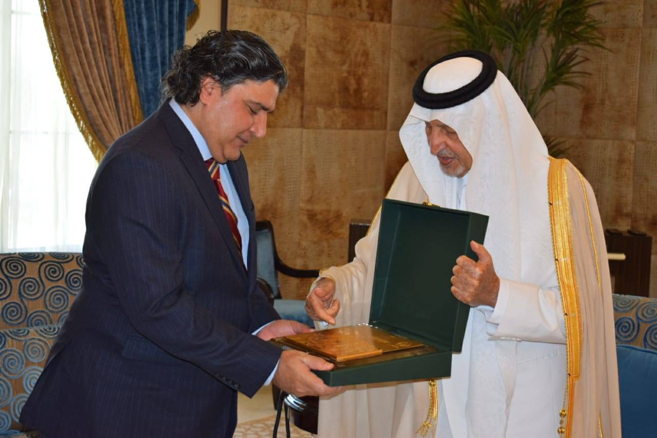 Ambassador of Pakistan to Saudi Arabia Raja Ali Ejaz meets with Makkah Emir Prince Khaled Al-Faisal in Jeddah.