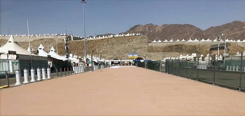 Photo shows the coated pedestrian road at Mina Gate leading to the Jamarat facility. — SPA