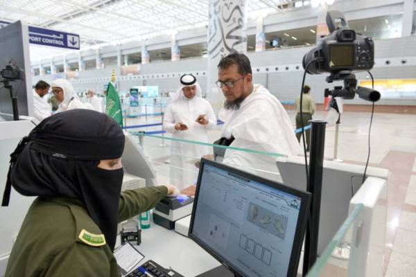 The Jawazat said its male and female staff welcome the pilgrims at the Haj Terminal of King Abdulaziz International Airport in Jeddah in eight languages consisting of English, Spanish, Indonesian, Japanese, Chinese, Persian, Urdu and Turkish. — Okaz photo