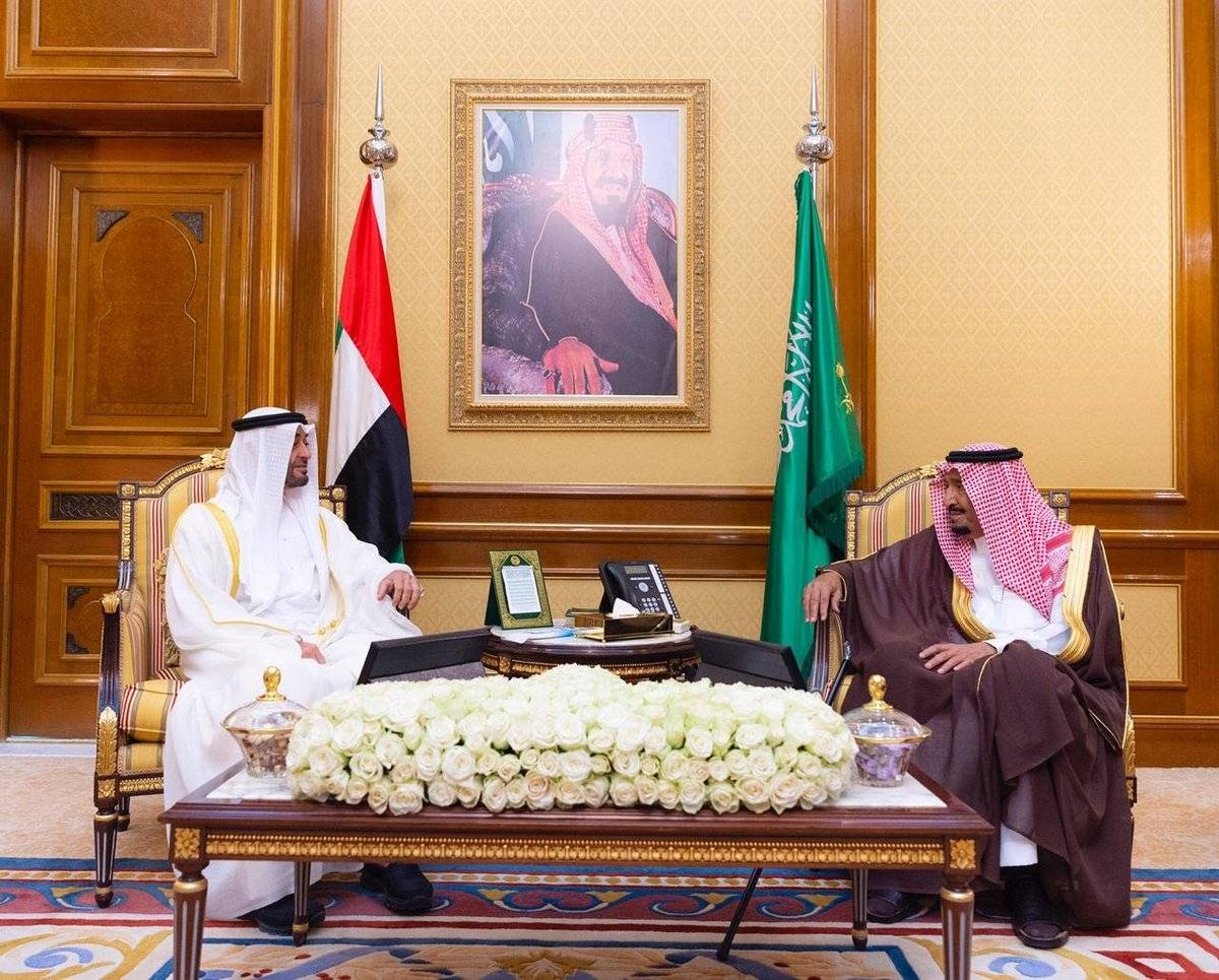 Custodian of the Two Holy Mosques King Salman receives Sheikh Muhammad Bin Zayed Al Nahayan, Crown Prince of Abu Dhabi, at the royal court in Mina Palace on Monday. -SPA