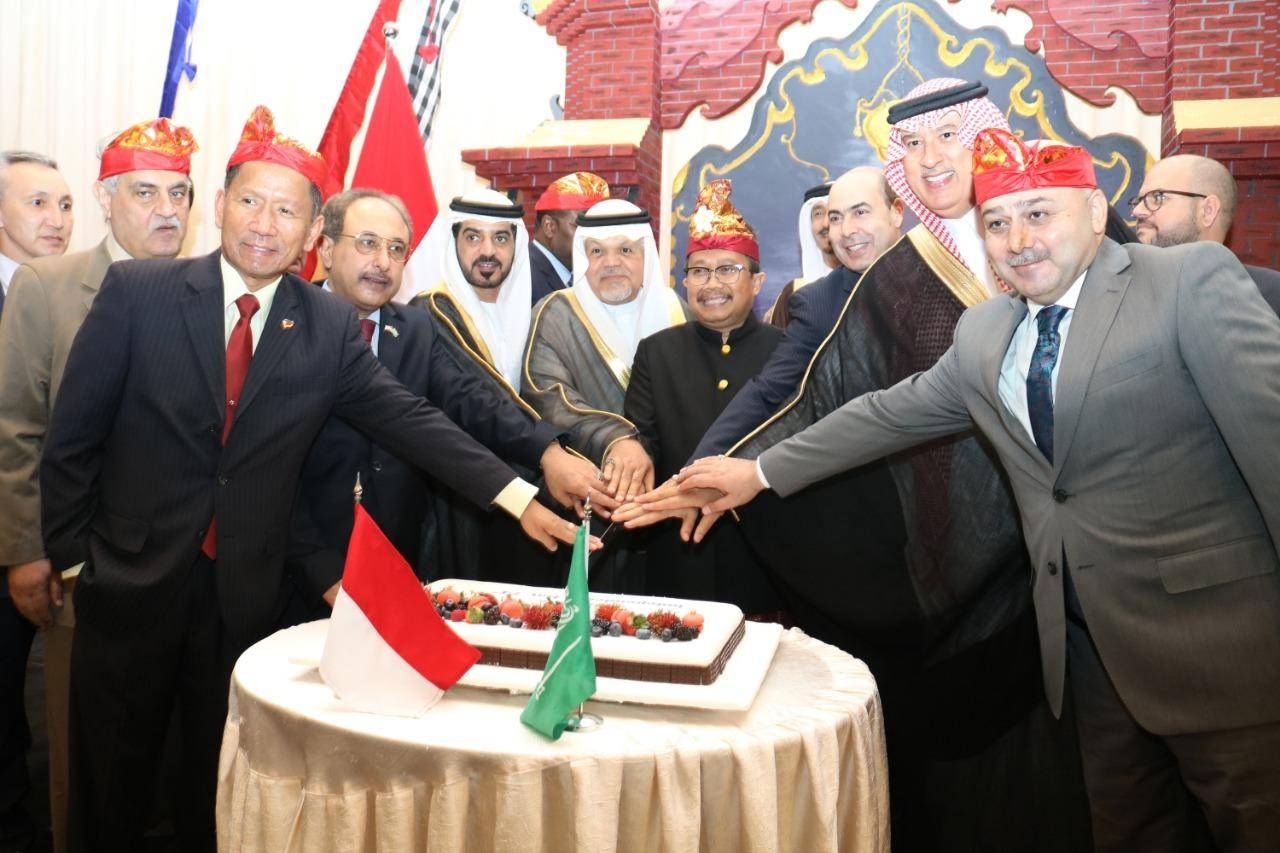 Distinguished guests at the function to mark Indonesia's 74th Independence Day in Jeddah. — Courtesy photos 