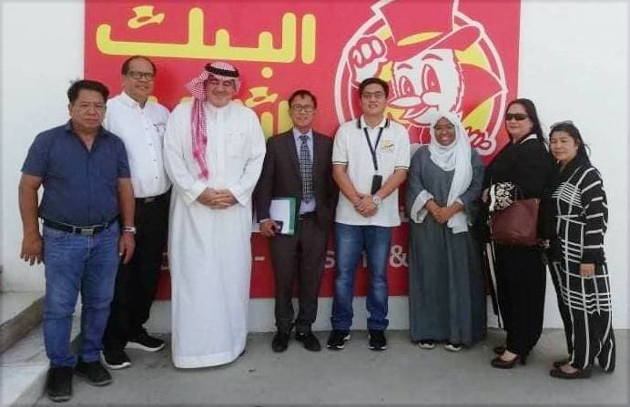 Bassam Seyofi (3rd L), Albaik PR manager, with Marlon Pagsanjan (4th R) current ASTEC chairman, after finalizing the 11th year partnership of the Sportsfest 2019 event. Others seen are Bernie Soguilon (ASTEC adviser), Ed Cabiedes (Albaik branch manager), Mazza Farrajallah (corporate social responsibility programs supervisor), Jun Atienza (ASTEC founding chairman), Dra.CJ Borbe (business manager) and Jhoy Sarabia (ladies’ tournament coordinator).