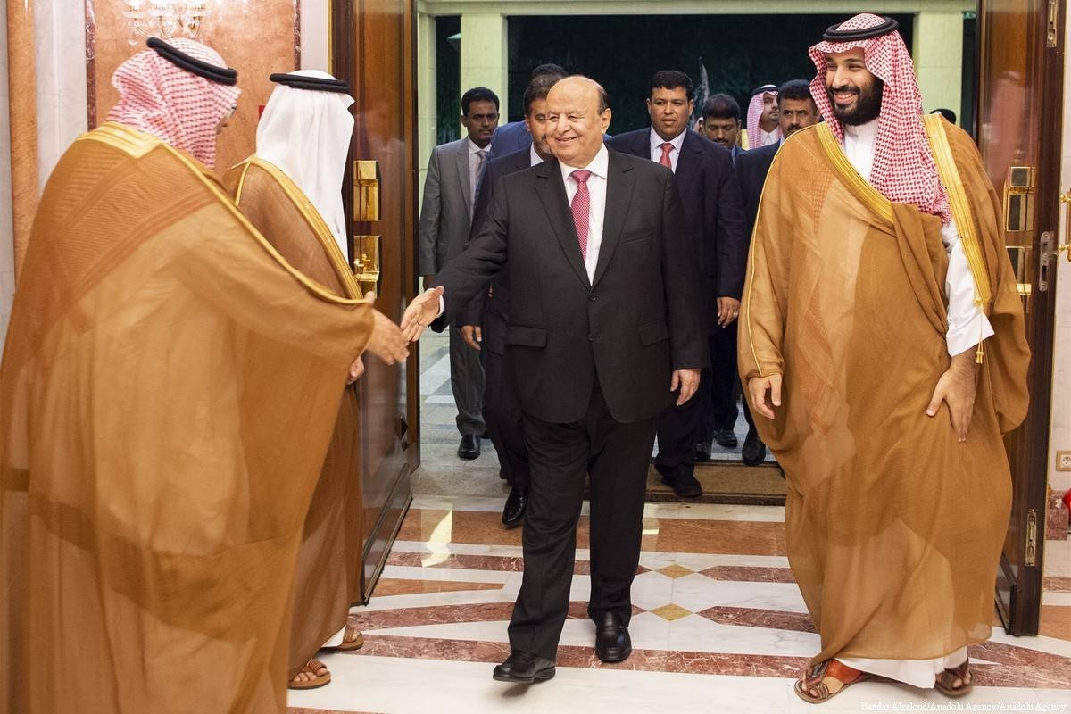 Saudi Arabia Crown Prince Muhammad Bin Salman and Yemeni President Abd Rabbo Mansur Hadi hold a meeting in Jeddah on May 31  2018. — File Photo
