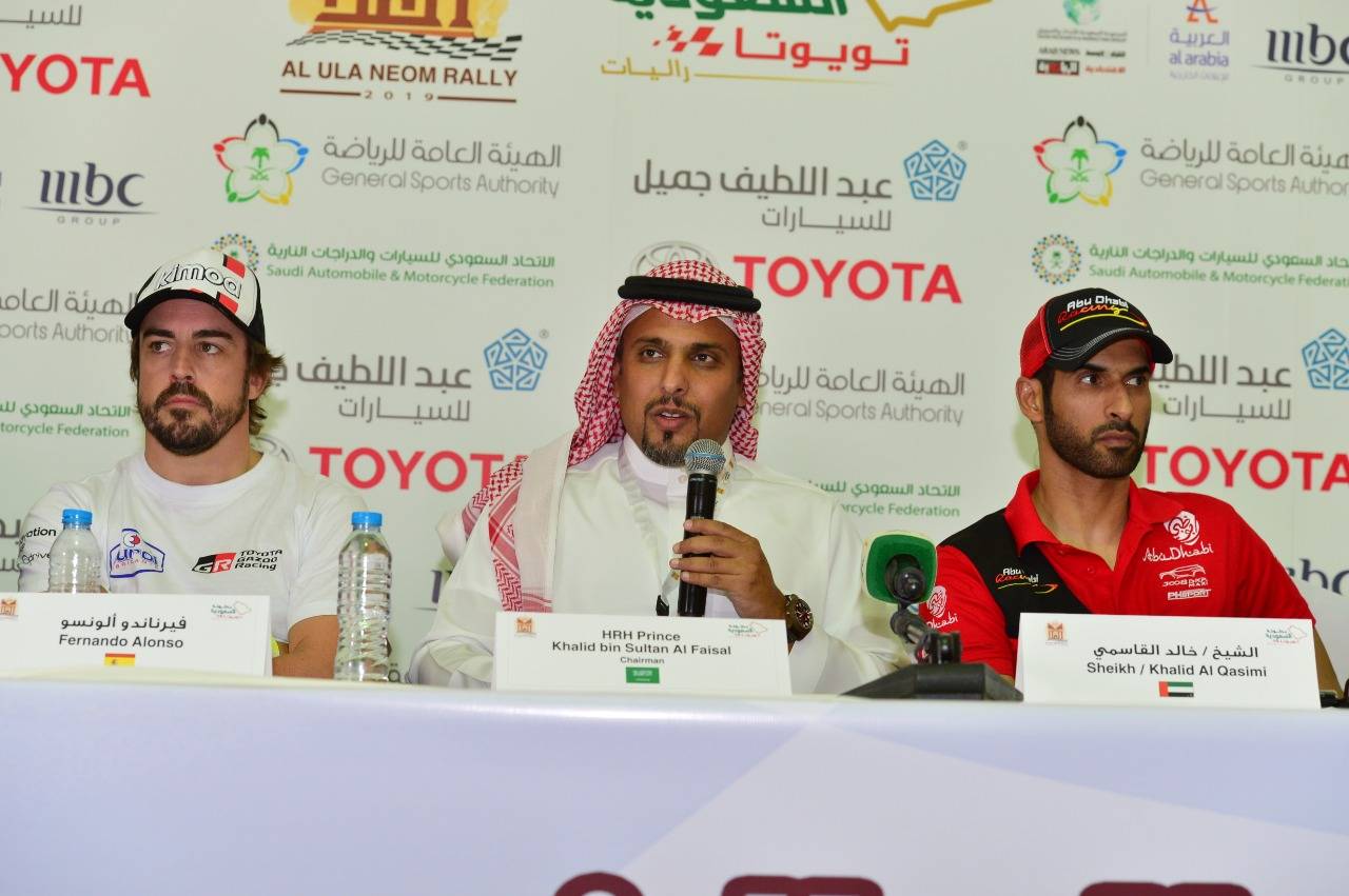 Prince Khalid Bin Sultan Al-Faisal with Fernando Alonso and Abdullah Bakhashab prior to the start of the AlUla–Neom Cross-Country Rally on Tuesday.