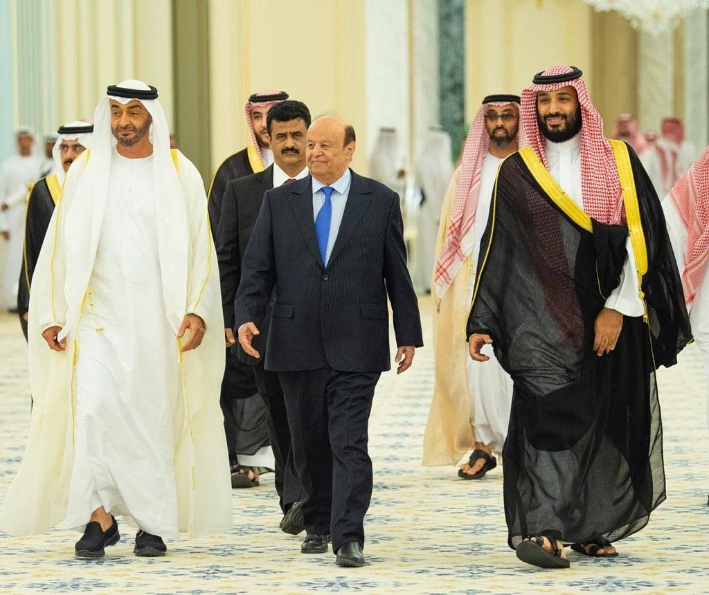 Crown Prince Muhammad Bin Salman, Yemeni President Abd Rabbo Mansour Hadi, and Crown Prince of Abu Dhabi and Deputy Supreme Commander of the Armed Forces Sheikh Mohammed Bin Zayed Al Nahyan arriving for the signing of the Riyadh Agreement on Tuesday. — SPA