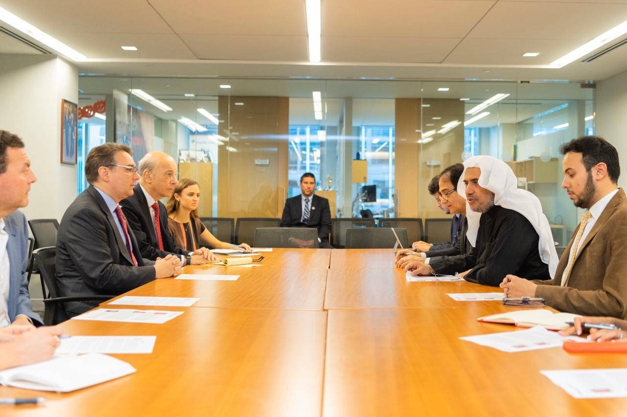 Secretary General of the Muslim World League Sheikh Dr. Muhammad Bin Abdulkarim Al-Issa meets with White House adviser Jason Greenblattat the White House in Washington DC.