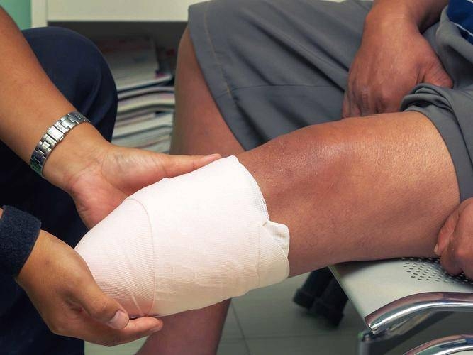 More than 2,200 diabetic
amputation cases last year