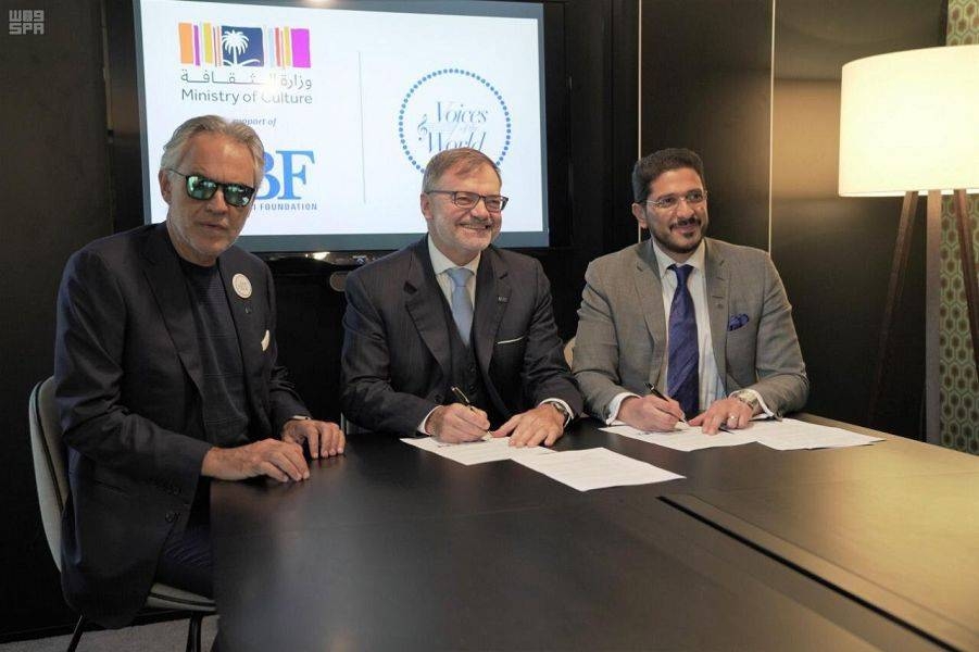 Saudi Arabia’s Ministry of Culture signed on Wednesday an agreement with the Andrea Bocelli Foundation (ABF) in Paris, bringing the “Voices of the World” program to the Middle East.